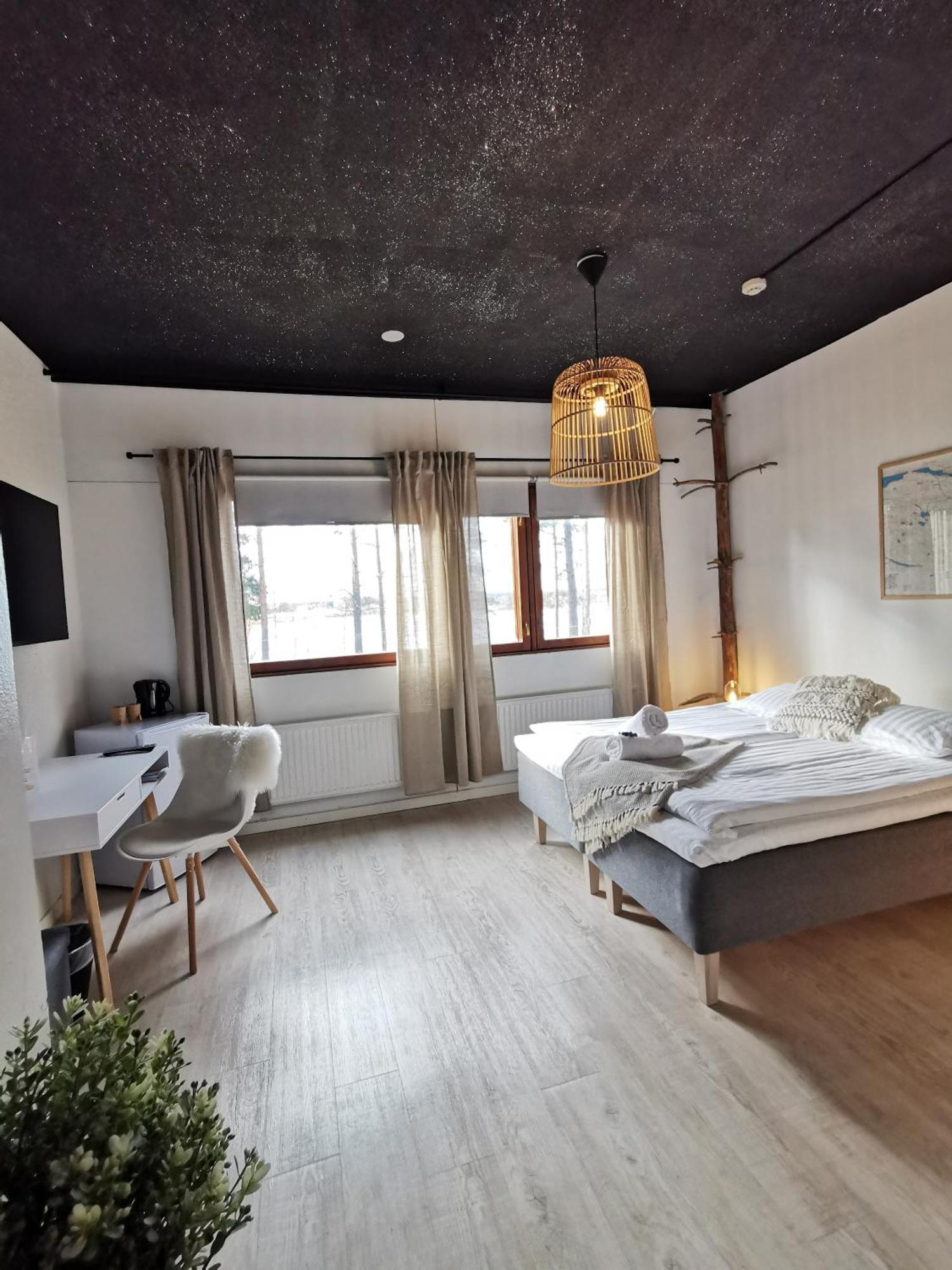 Goiglo Hotel & Hostel 库萨莫 外观 照片