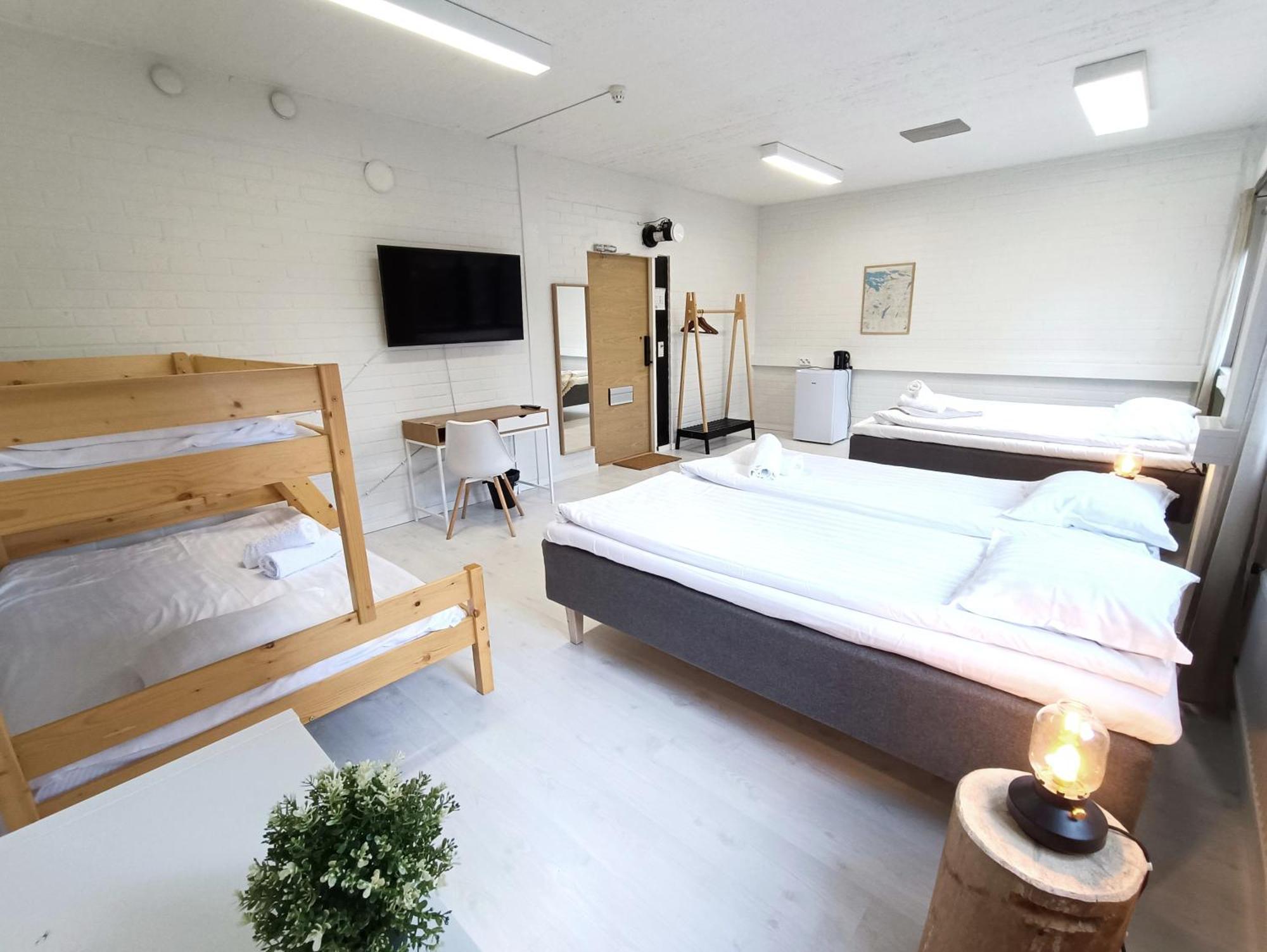 Goiglo Hotel & Hostel 库萨莫 外观 照片