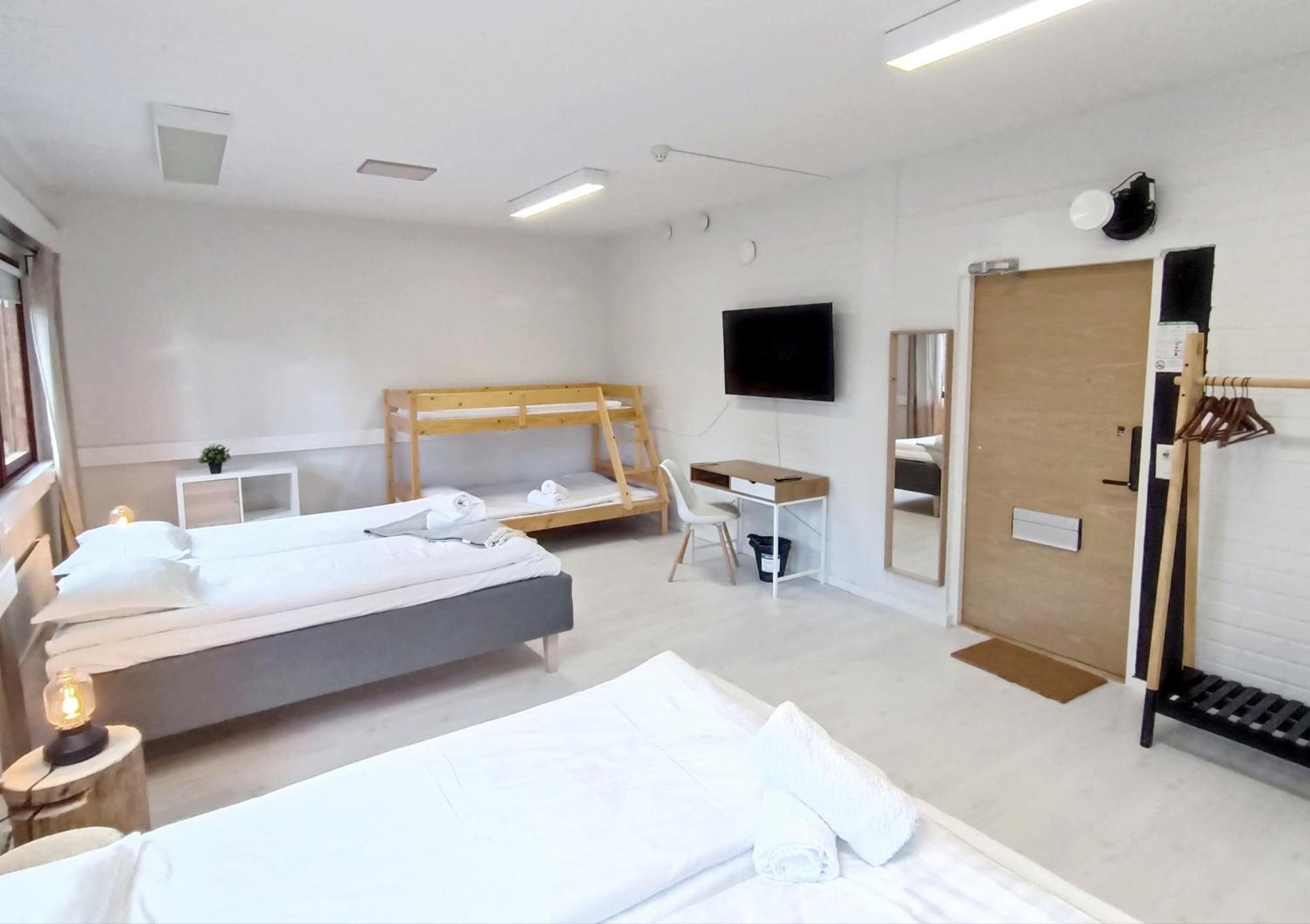 Goiglo Hotel & Hostel 库萨莫 客房 照片